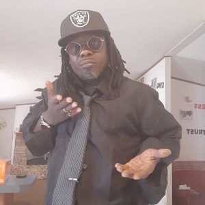 Meet your Posher, Jonney